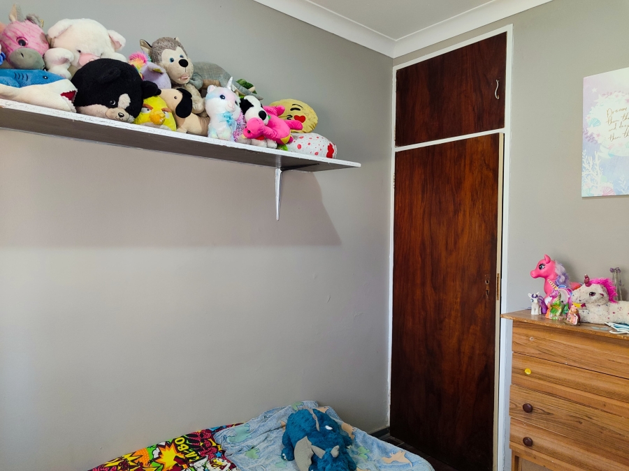 5 Bedroom Property for Sale in Songloed North West